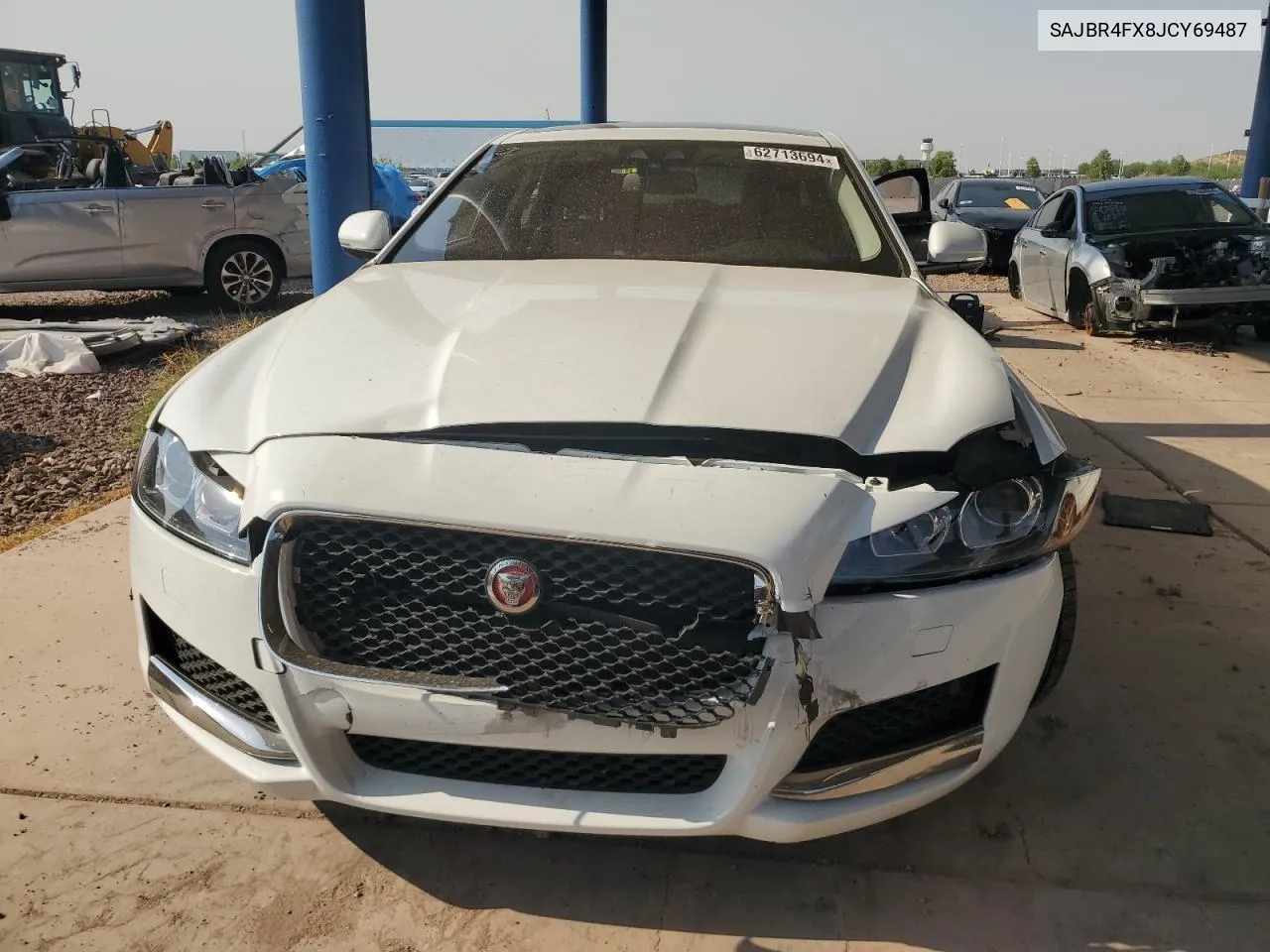 SAJBR4FX8JCY69487 2018 Jaguar Xf