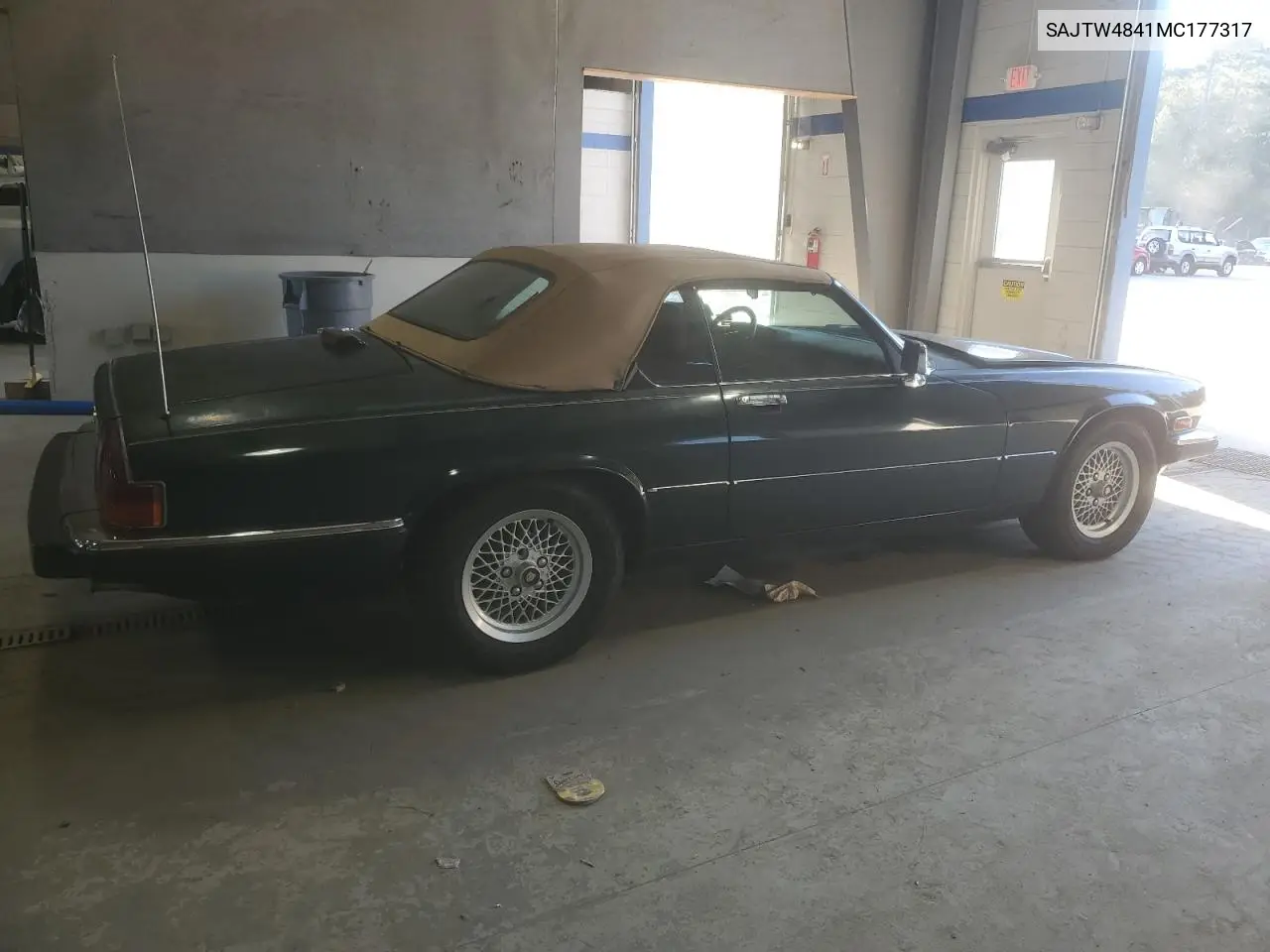 SAJTW4841MC177317