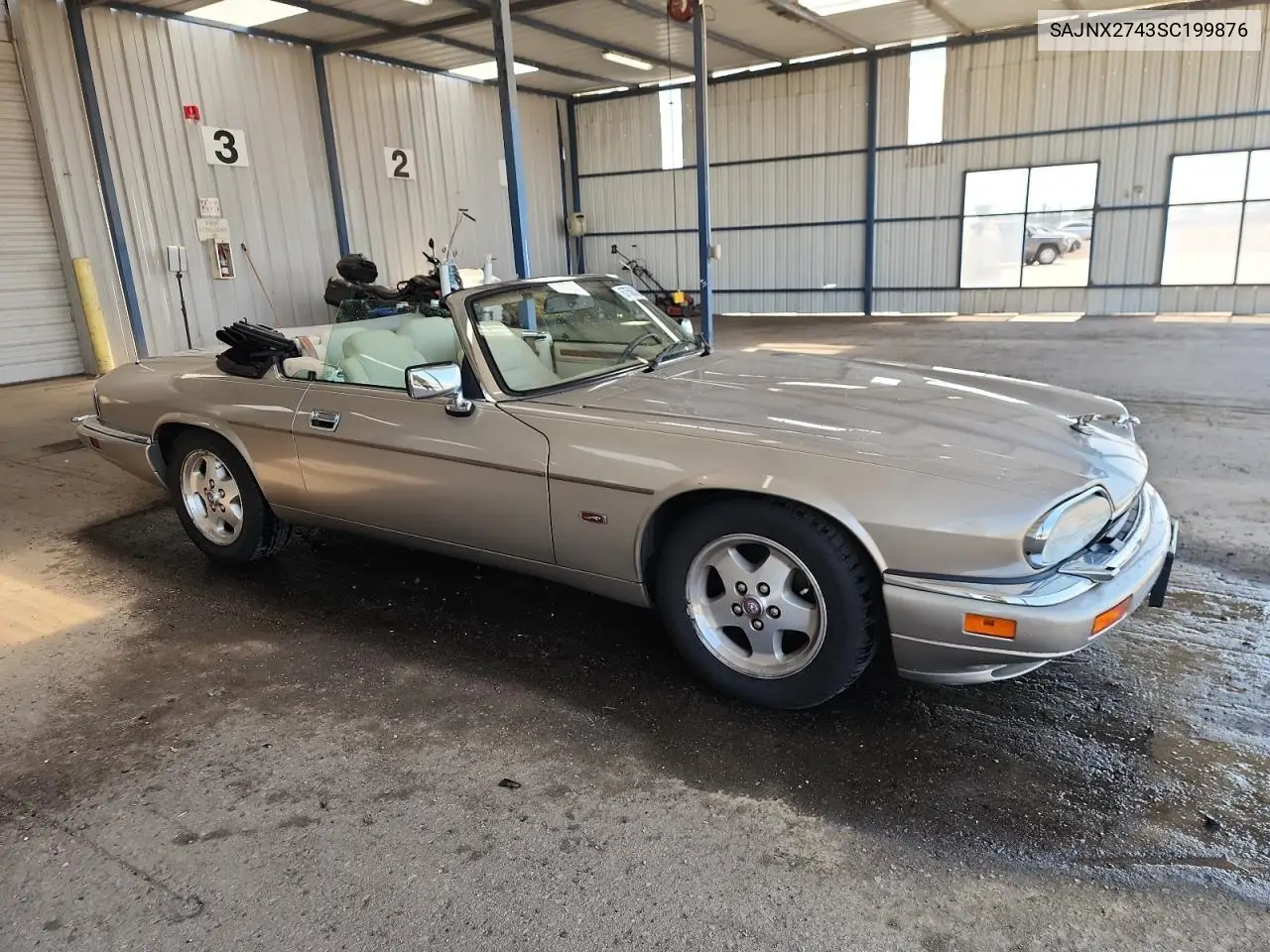 SAJNX2743SC199876