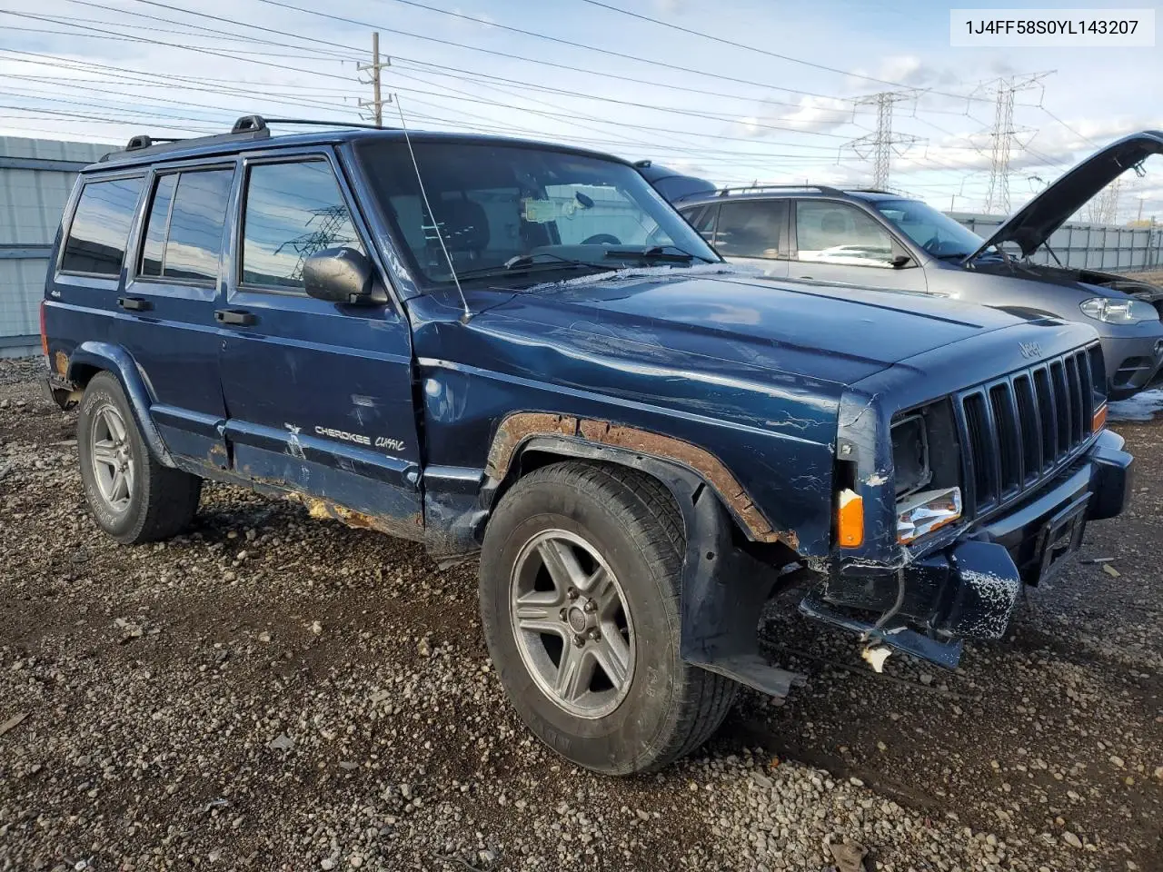 1J4FF58S0YL143207 2000 Jeep Cherokee Classic