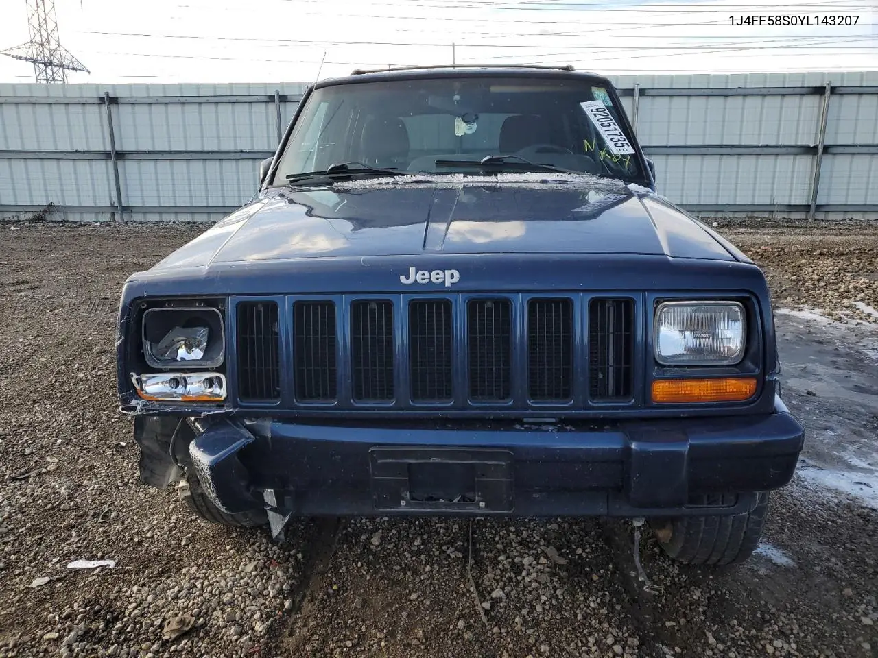 1J4FF58S0YL143207 2000 Jeep Cherokee Classic
