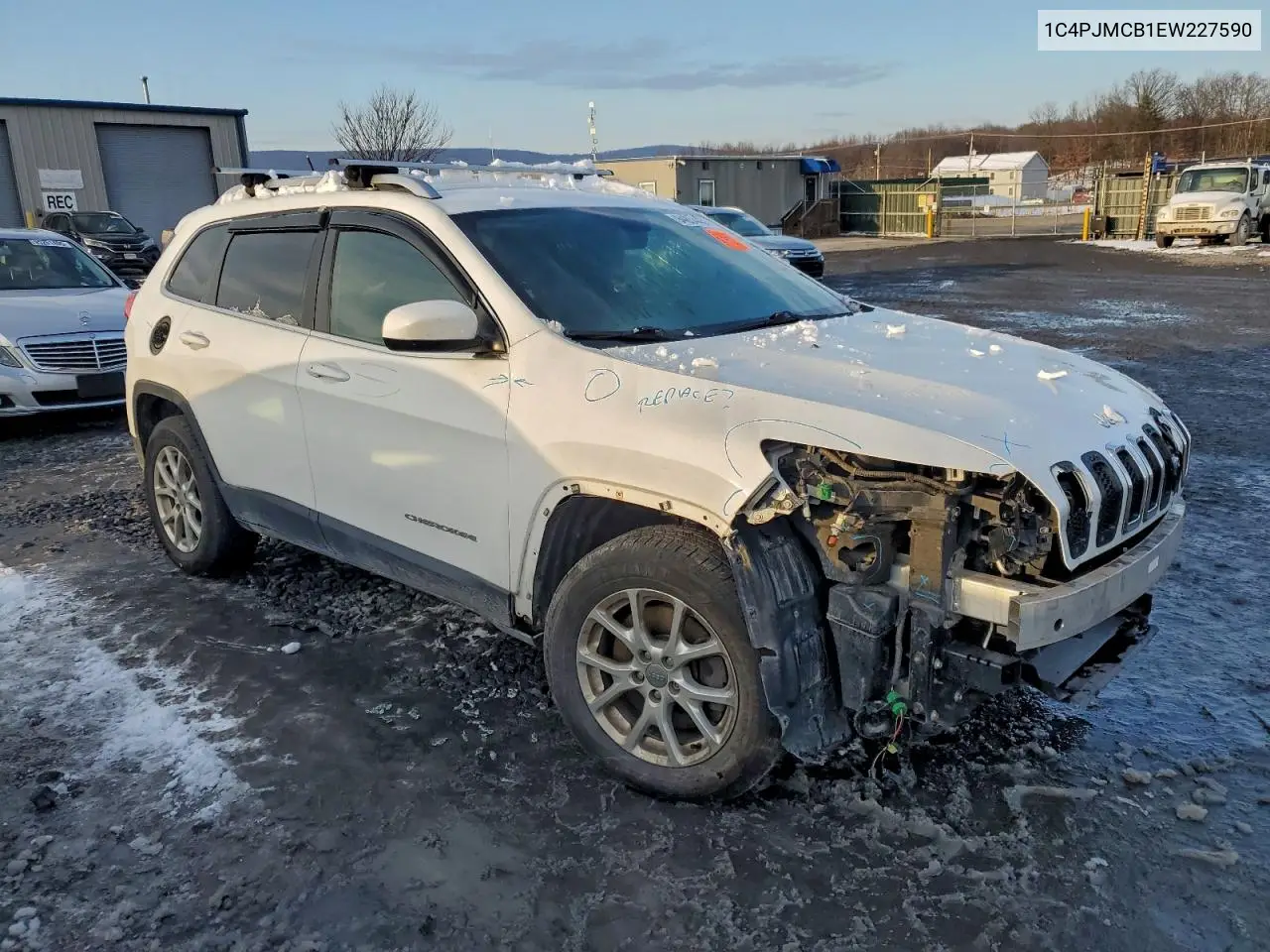1C4PJMCB1EW227590 2014 Jeep Cherokee Latitude