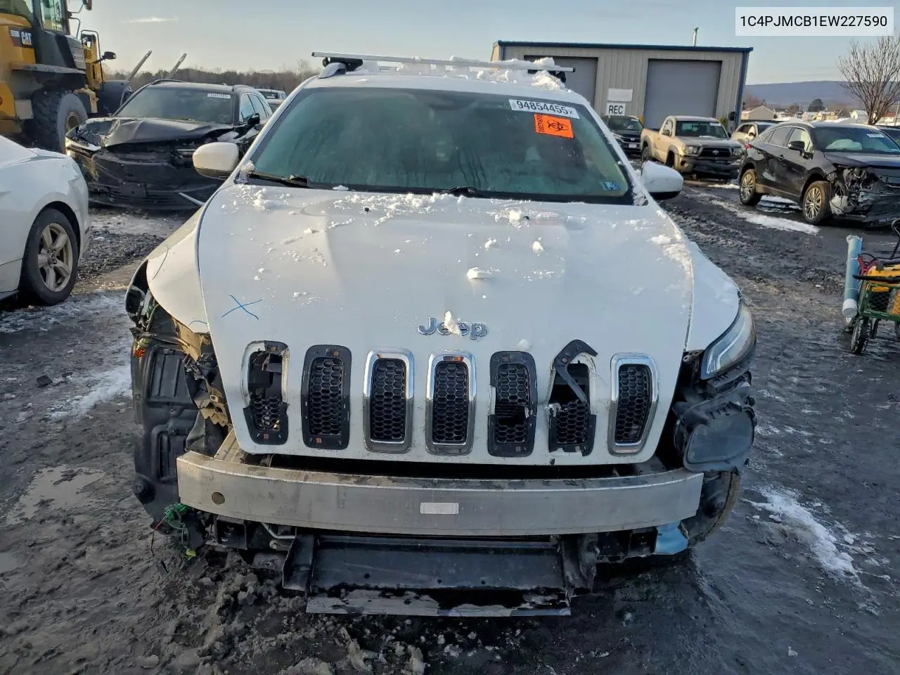 1C4PJMCB1EW227590 2014 Jeep Cherokee Latitude