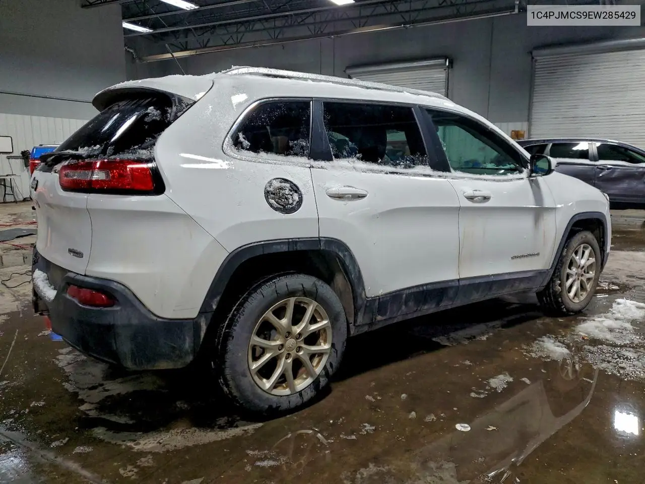 1C4PJMCS9EW285429 2014 Jeep Cherokee Latitude