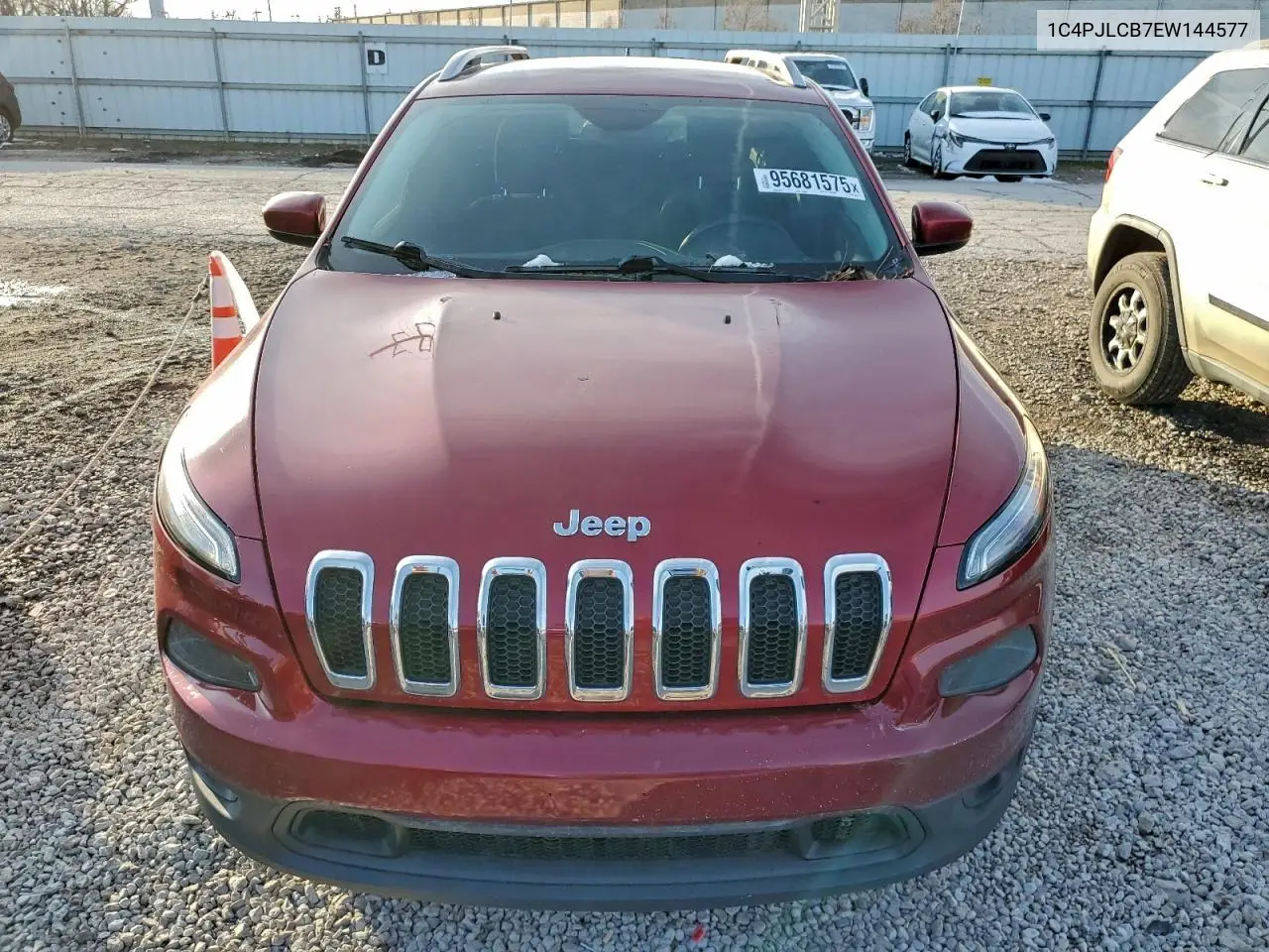 1C4PJLCB7EW144577 2014 Jeep Cherokee Latitude