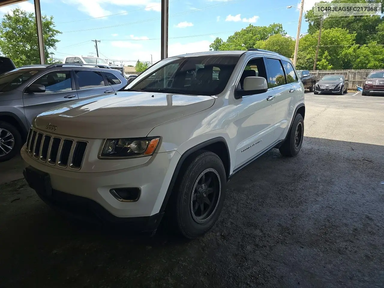 1C4RJEAG5FC217368 2015 Jeep Grand Cherokee Laredo