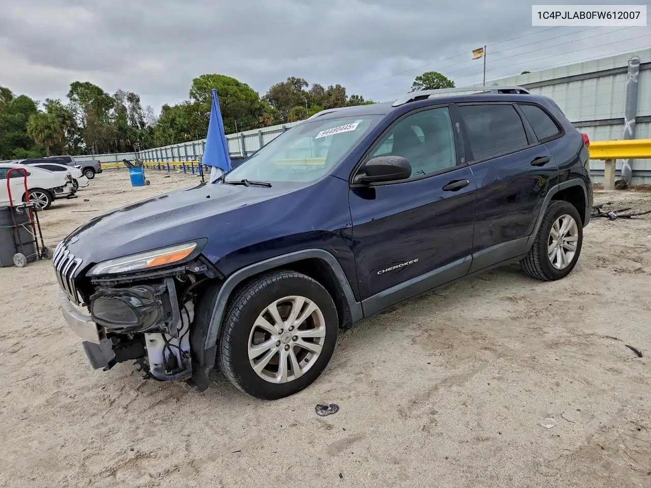 1C4PJLAB0FW612007 2015 Jeep Cherokee Sport