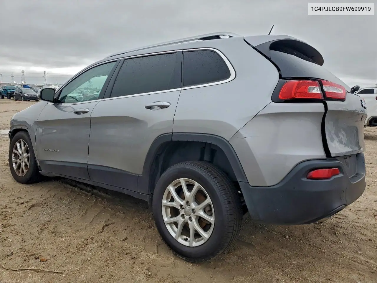 1C4PJLCB9FW699919 2015 Jeep Cherokee Latitude