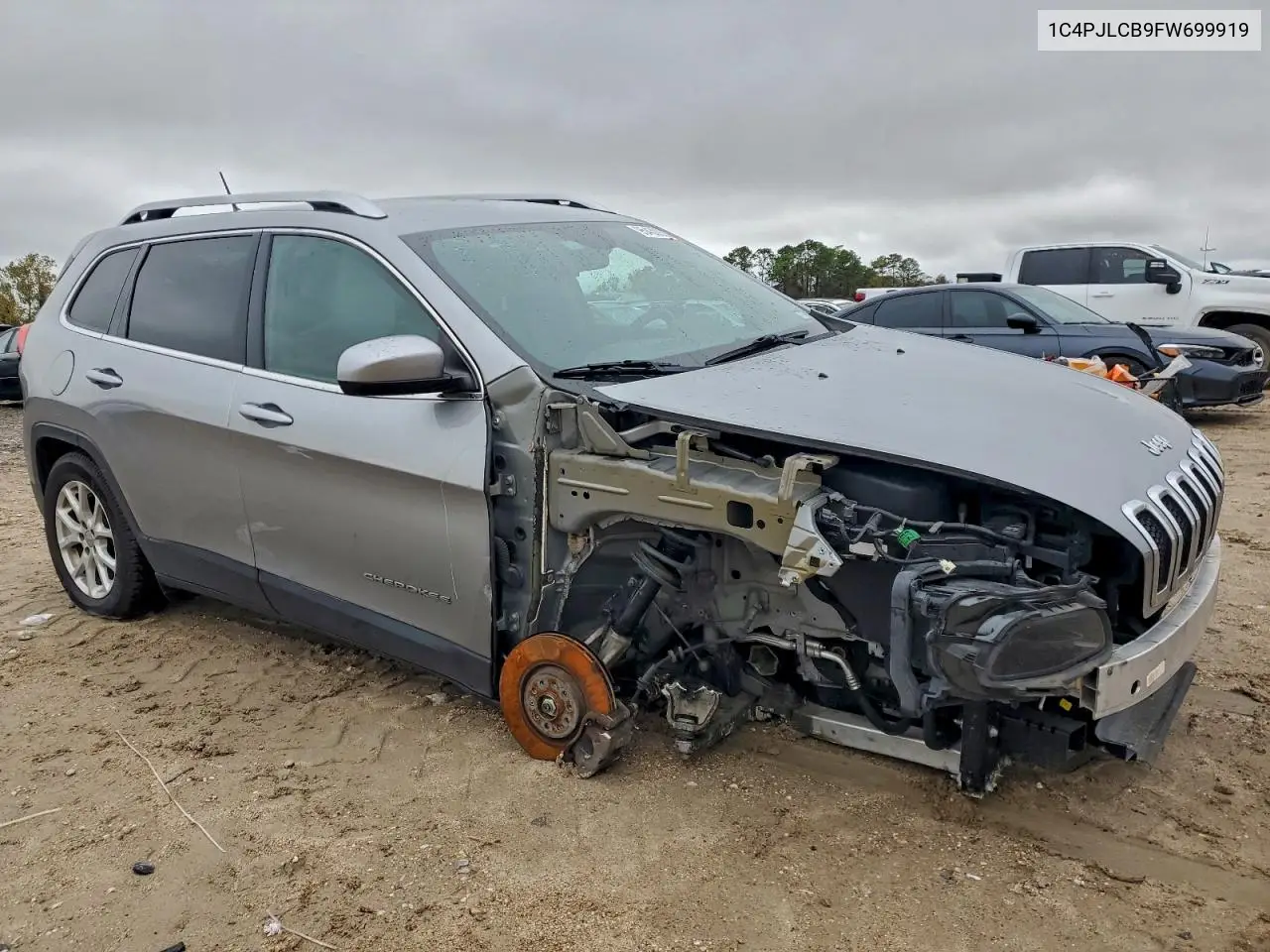1C4PJLCB9FW699919 2015 Jeep Cherokee Latitude