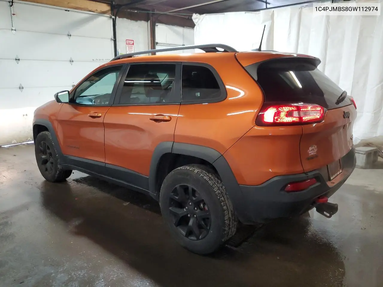 1C4PJMBS8GW112974 2016 Jeep Cherokee Trailhawk
