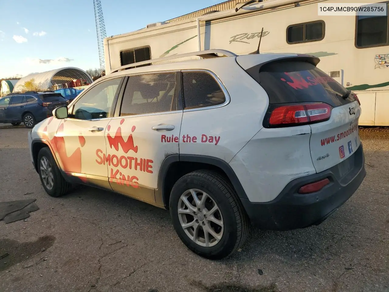 1C4PJMCB9GW285756 2016 Jeep Cherokee Latitude
