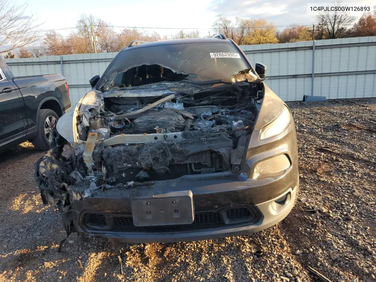 1C4PJLCS0GW126893 2016 Jeep Cherokee Latitude