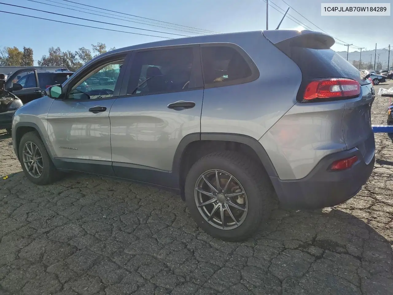 1C4PJLAB7GW184289 2016 Jeep Cherokee Sport