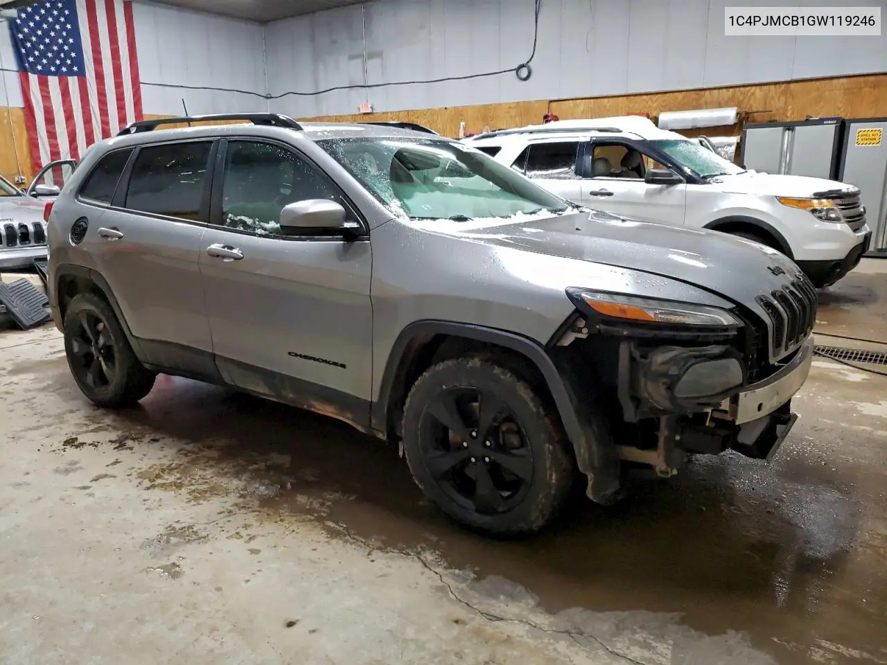 1C4PJMCB1GW119246 2016 Jeep Cherokee Latitude