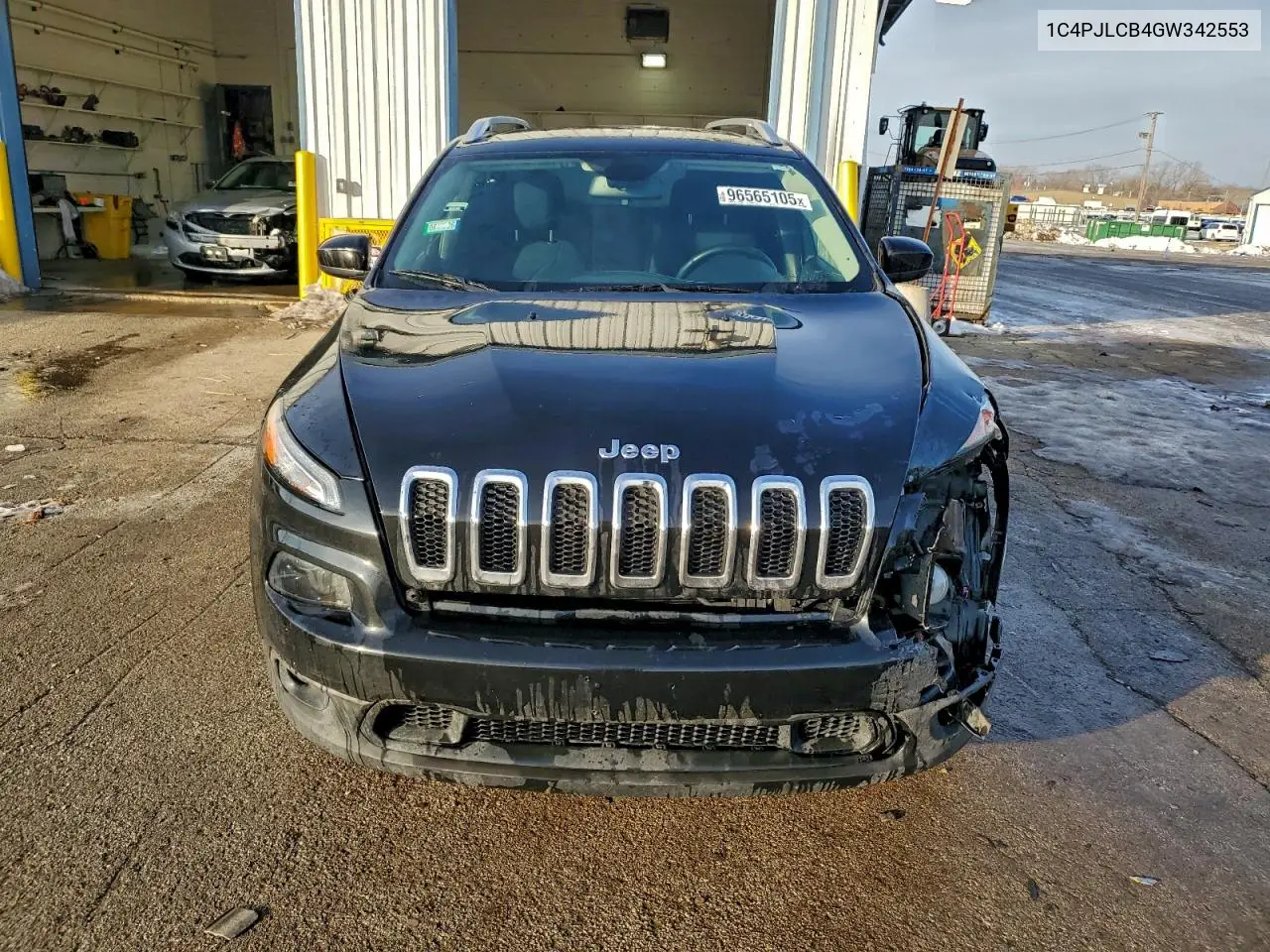 1C4PJLCB4GW342553 2016 Jeep Cherokee Latitude