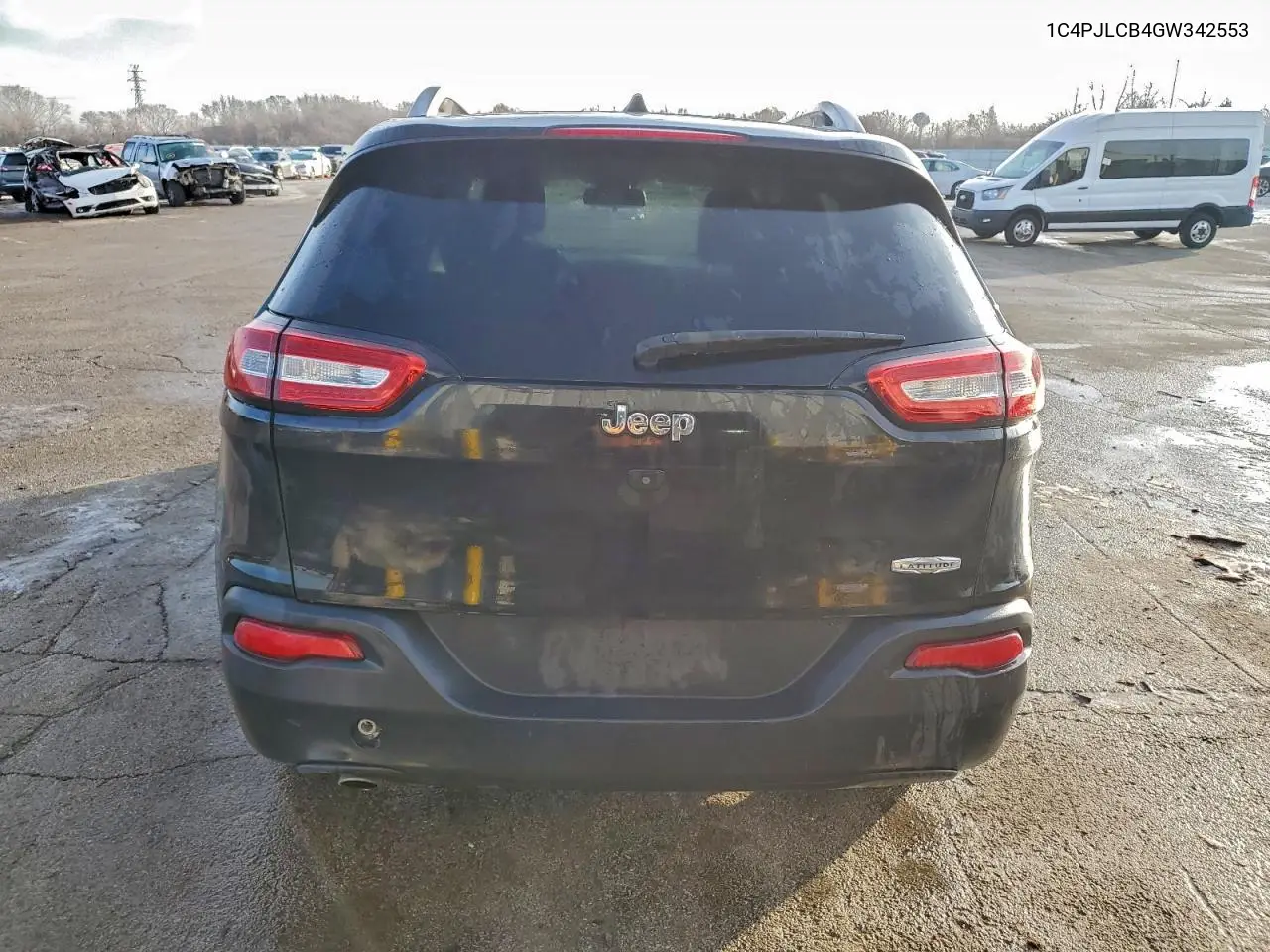 1C4PJLCB4GW342553 2016 Jeep Cherokee Latitude