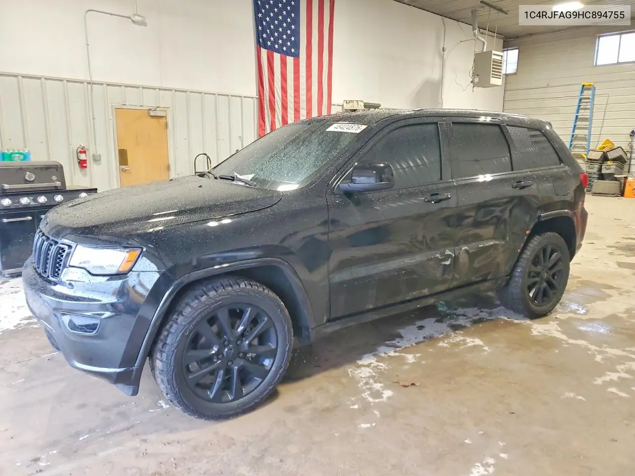 1C4RJFAG9HC894755 2017 Jeep Grand Cherokee Laredo