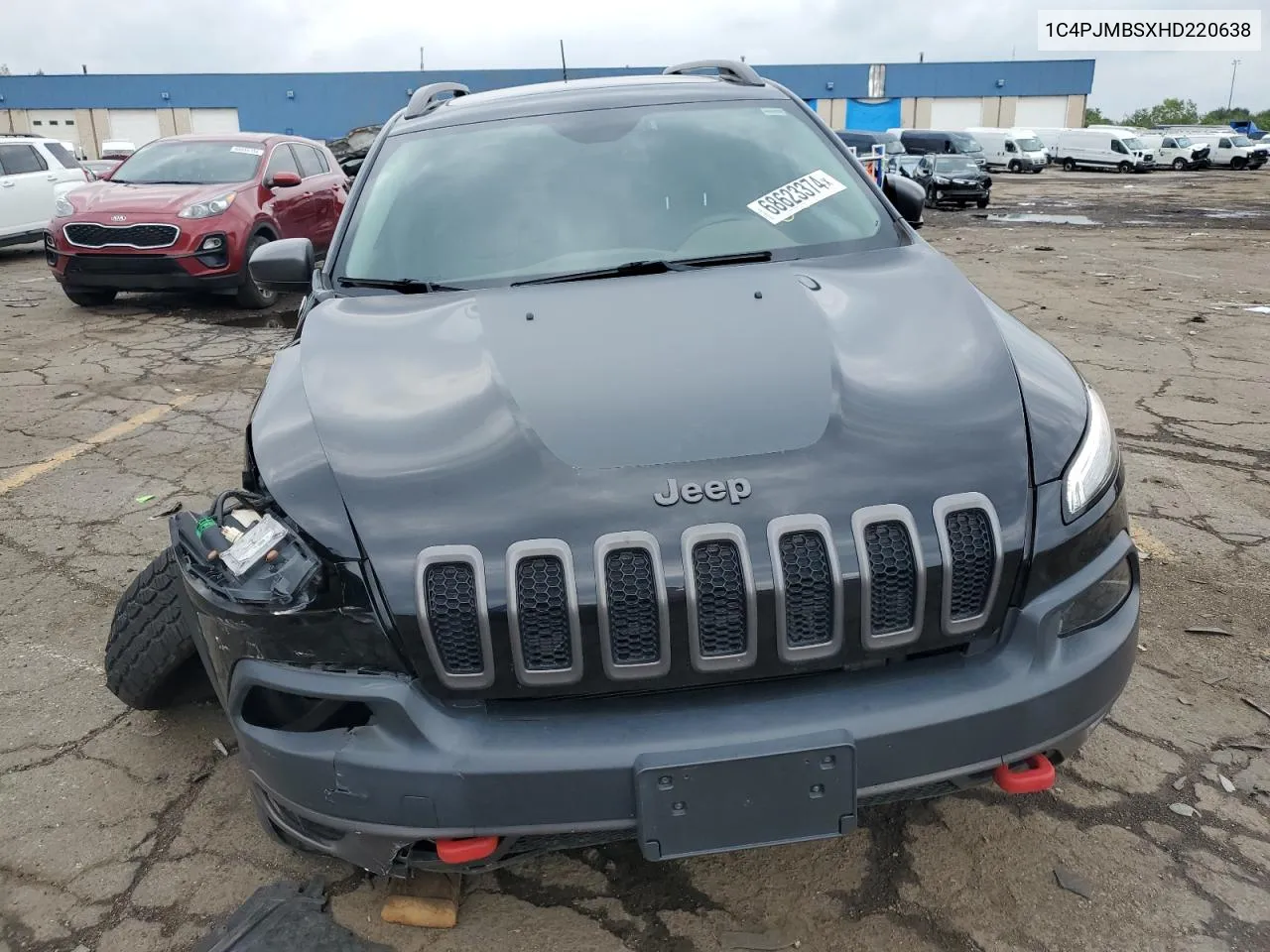 2017 Jeep Cherokee Trailhawk VIN: 1C4PJMBSXHD220638 Lot: 68623374