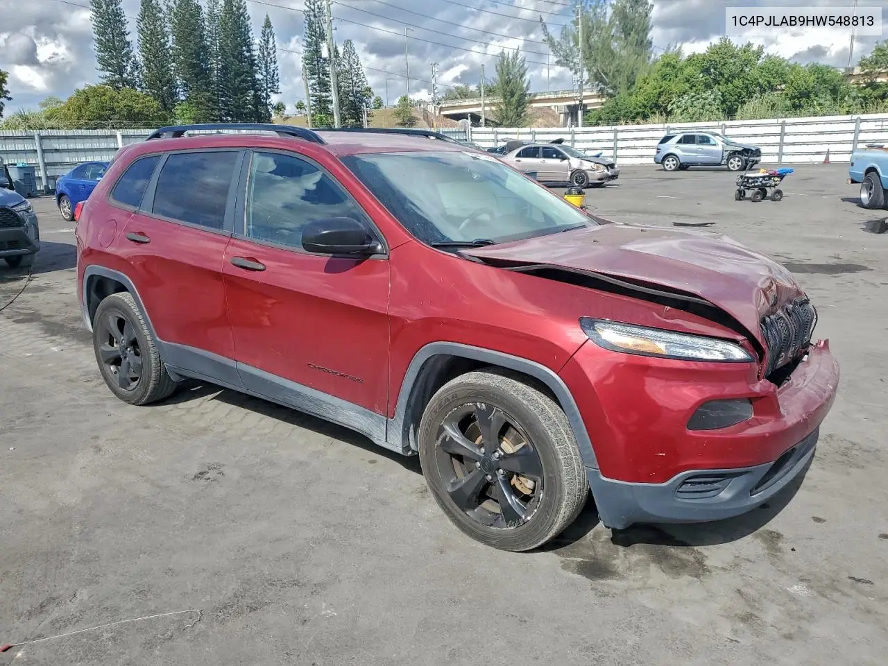 1C4PJLAB9HW548813 2017 Jeep Cherokee Sport