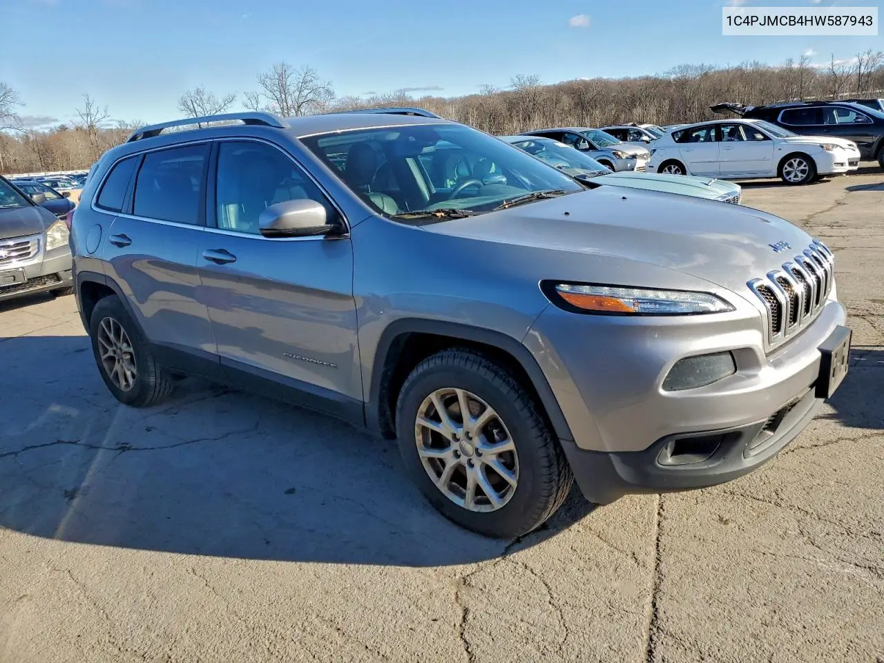 1C4PJMCB4HW587943 2017 Jeep Cherokee Latitude