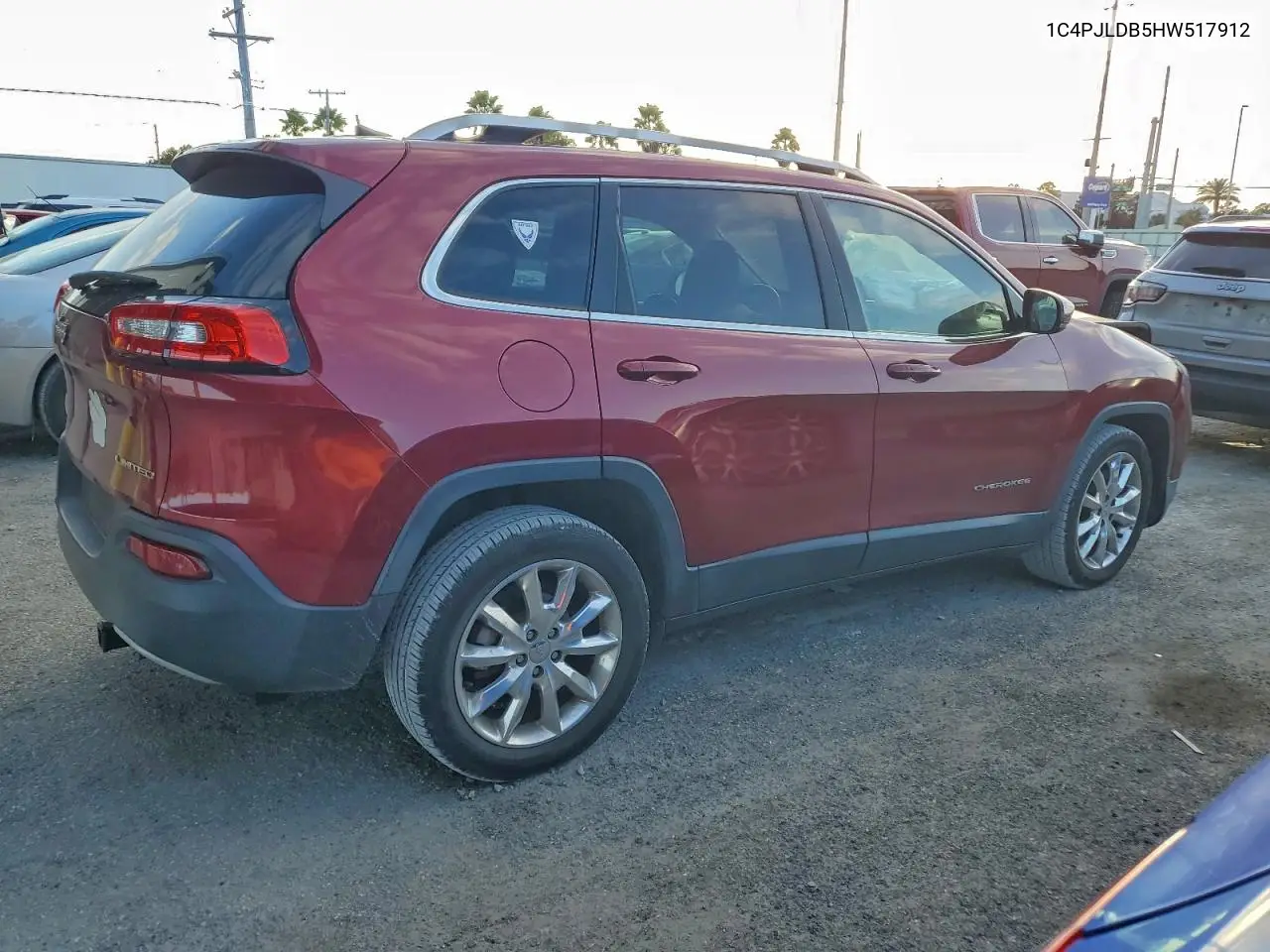 1C4PJLDB5HW517912 2017 Jeep Cherokee Limited