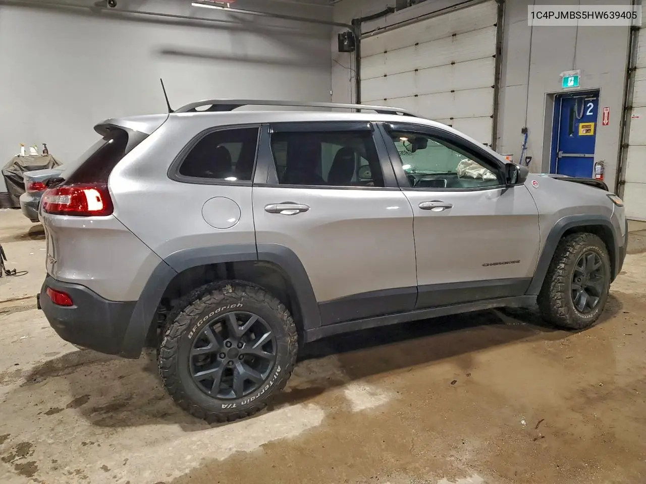 1C4PJMBS5HW639405 2017 Jeep Cherokee Trailhawk