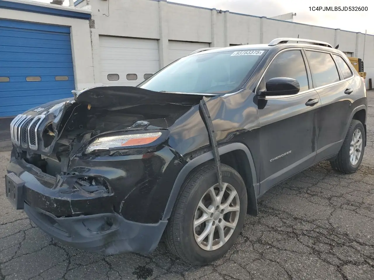 1C4PJMLB5JD532600 2018 Jeep Cherokee Latitude Plus