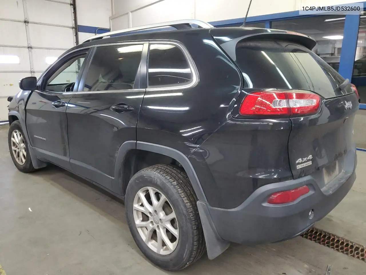 1C4PJMLB5JD532600 2018 Jeep Cherokee Latitude Plus
