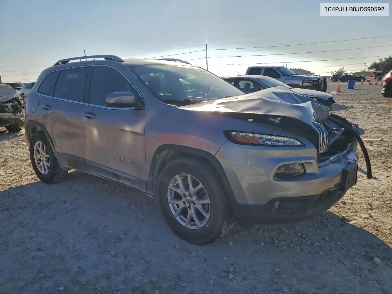1C4PJLLB0JD590592 2018 Jeep Cherokee Latitude Plus