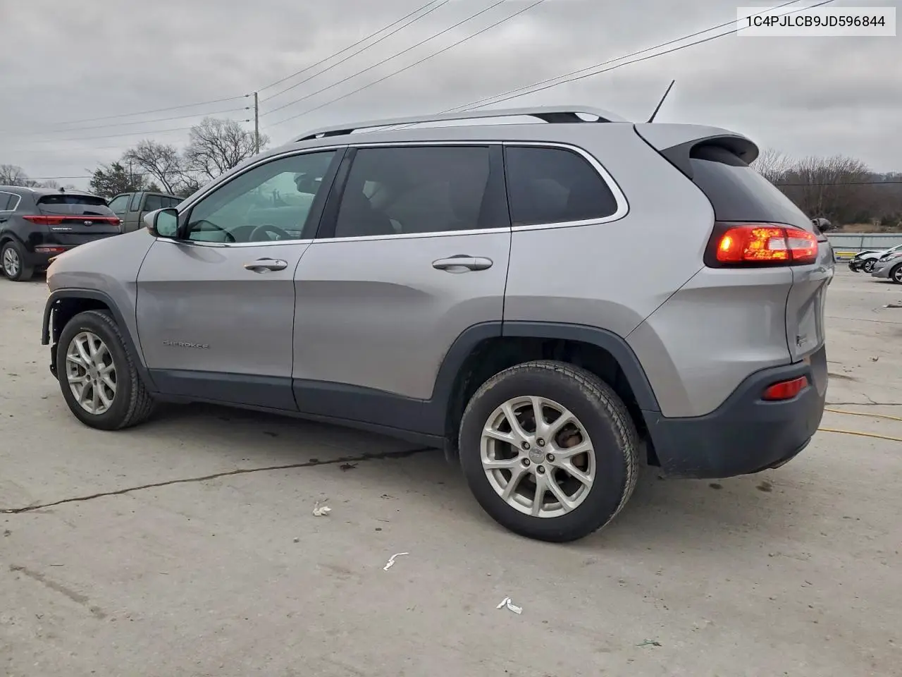 1C4PJLCB9JD596844 2018 Jeep Cherokee Latitude