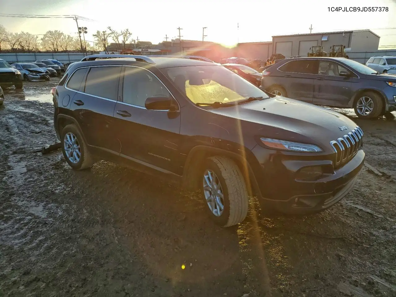 1C4PJLCB9JD557378 2018 Jeep Cherokee Latitude