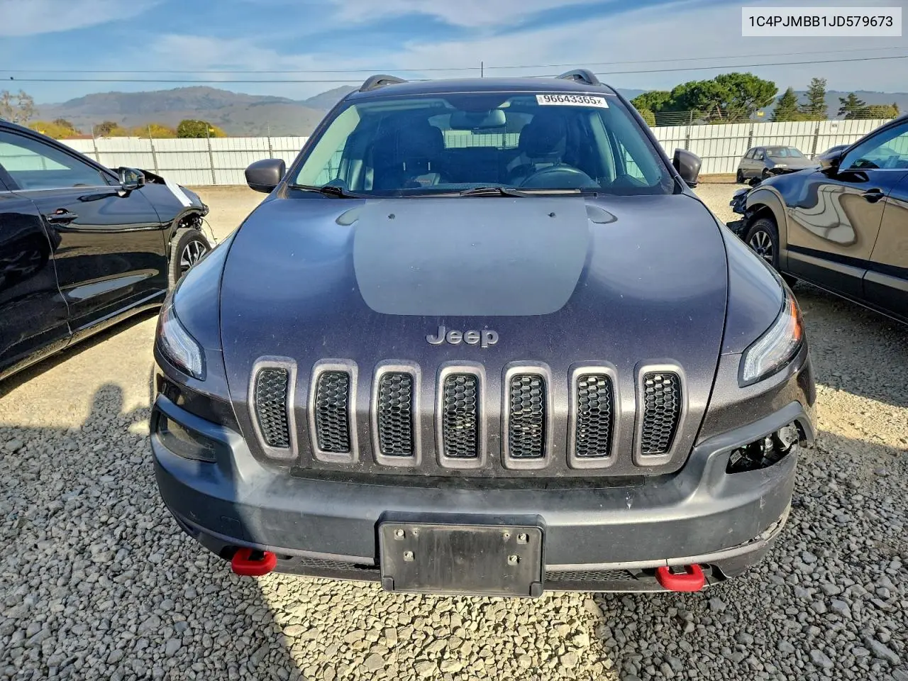 1C4PJMBB1JD579673 2018 Jeep Cherokee Trailhawk