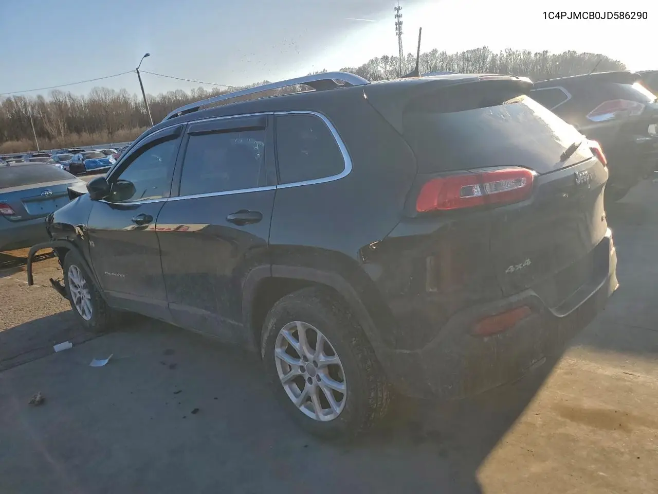 1C4PJMCB0JD586290 2018 Jeep Cherokee Latitude