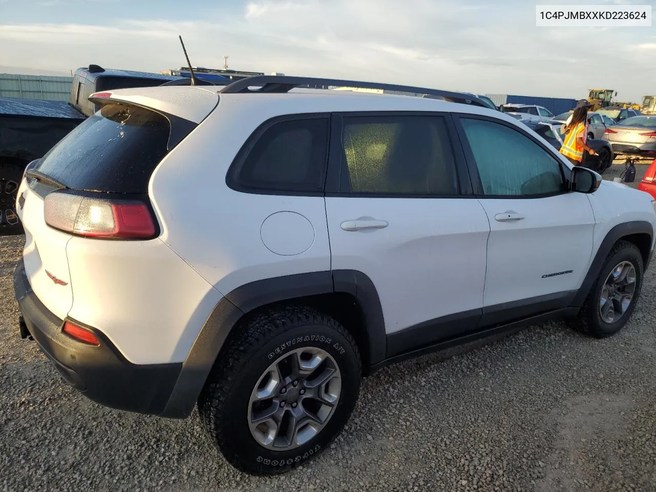 1C4PJMBXXKD223624 2019 Jeep Cherokee Trailhawk