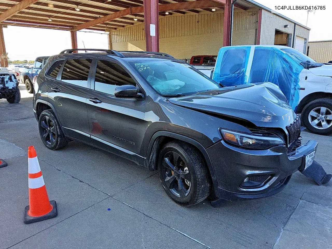 1C4PJLLB6KD416785 2019 Jeep Cherokee Latitude Plus