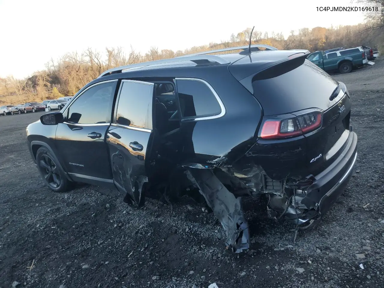 1C4PJMDN2KD169618 2019 Jeep Cherokee Limited