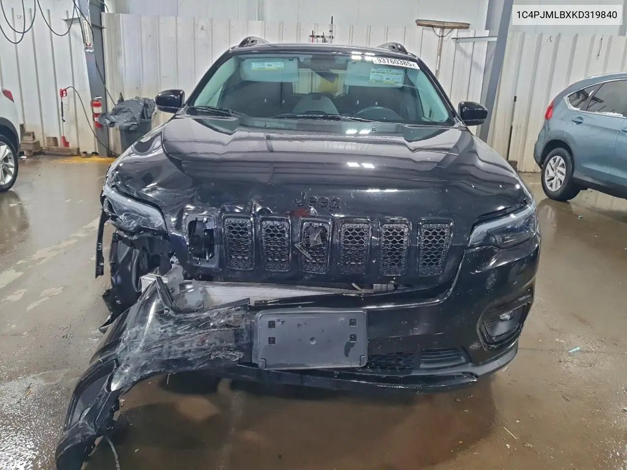 1C4PJMLBXKD319840 2019 Jeep Cherokee Latitude Plus
