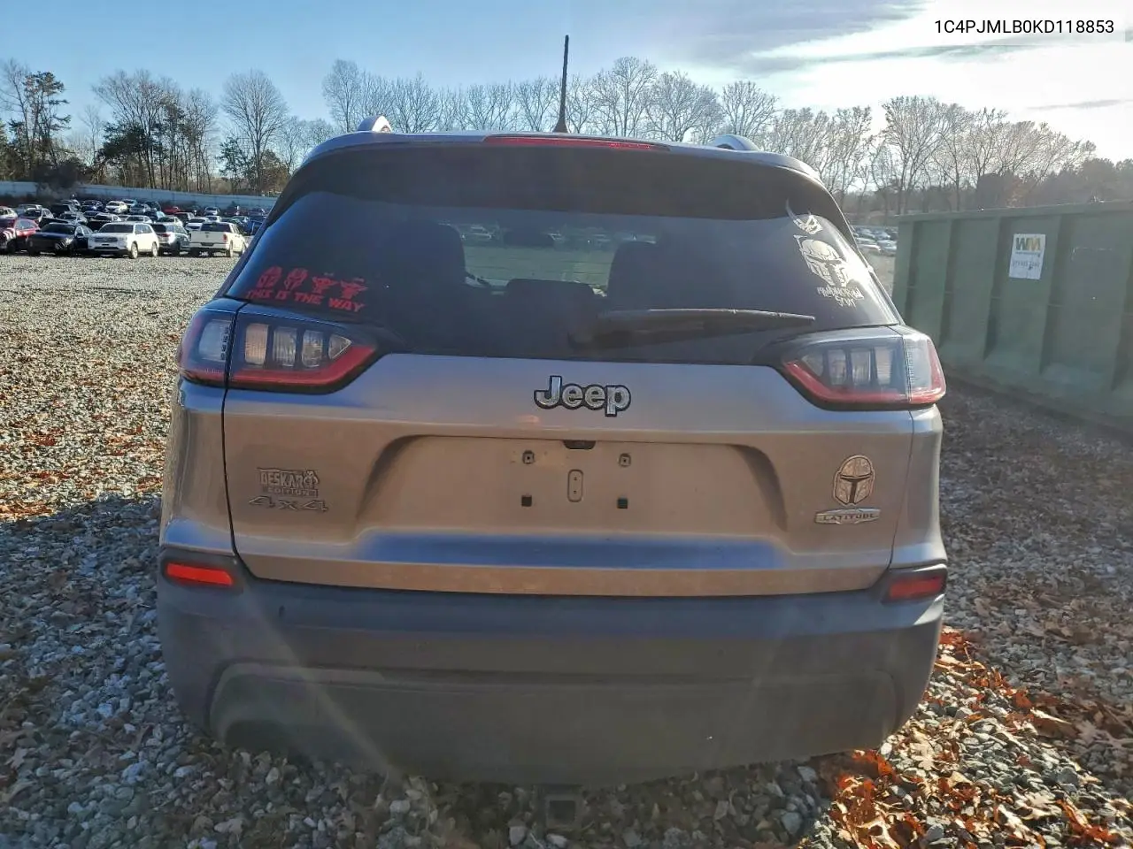 1C4PJMLB0KD118853 2019 Jeep Cherokee Latitude Plus
