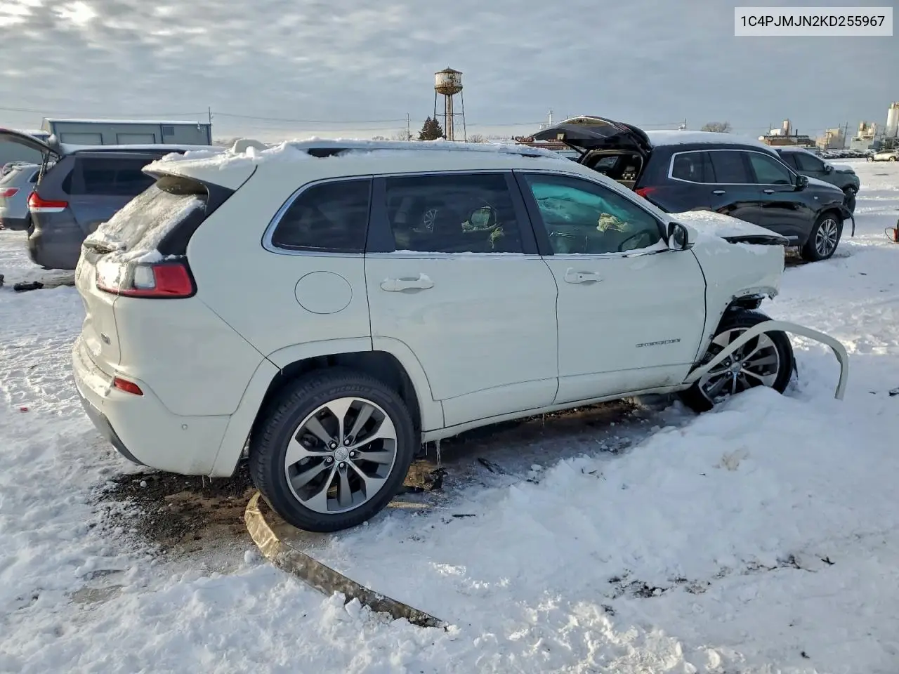 1C4PJMJN2KD255967 2019 Jeep Cherokee Overland
