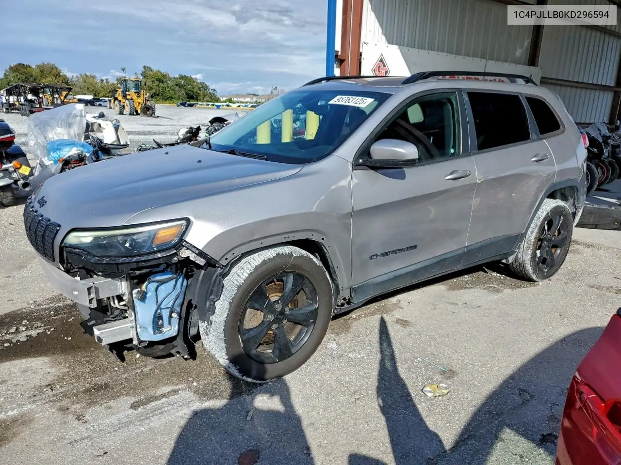 1C4PJLLB0KD296594 2019 Jeep Cherokee Latitude Plus