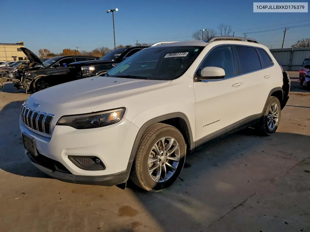 1C4PJLLBXKD176379 2019 Jeep Cherokee Latitude Plus