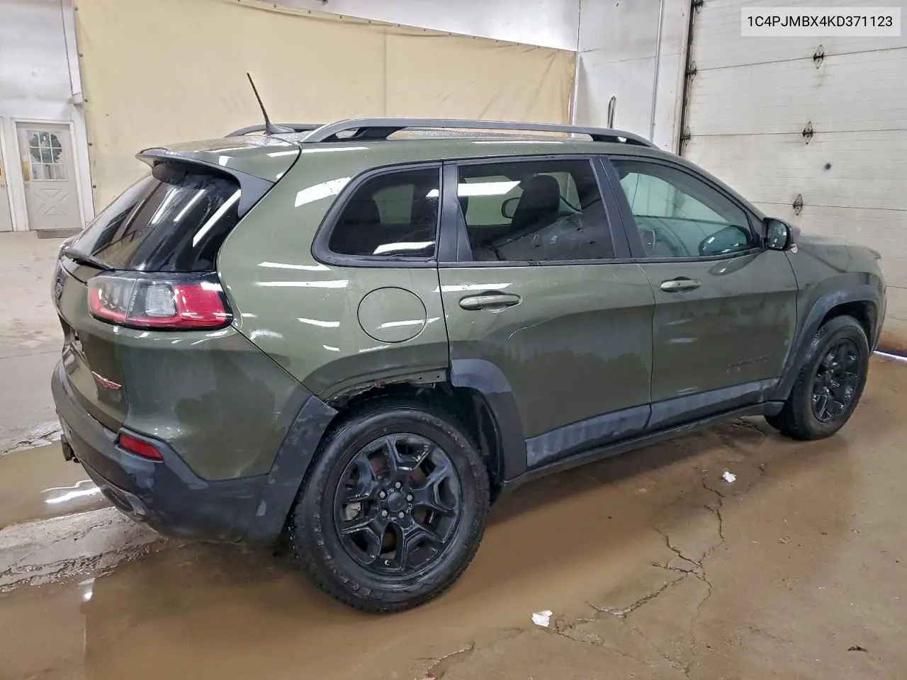 1C4PJMBX4KD371123 2019 Jeep Cherokee Trailhawk