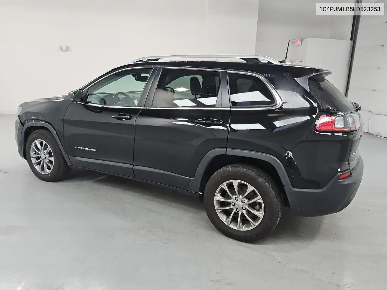 1C4PJMLB5LD523253 2020 Jeep Cherokee Latitude Plus