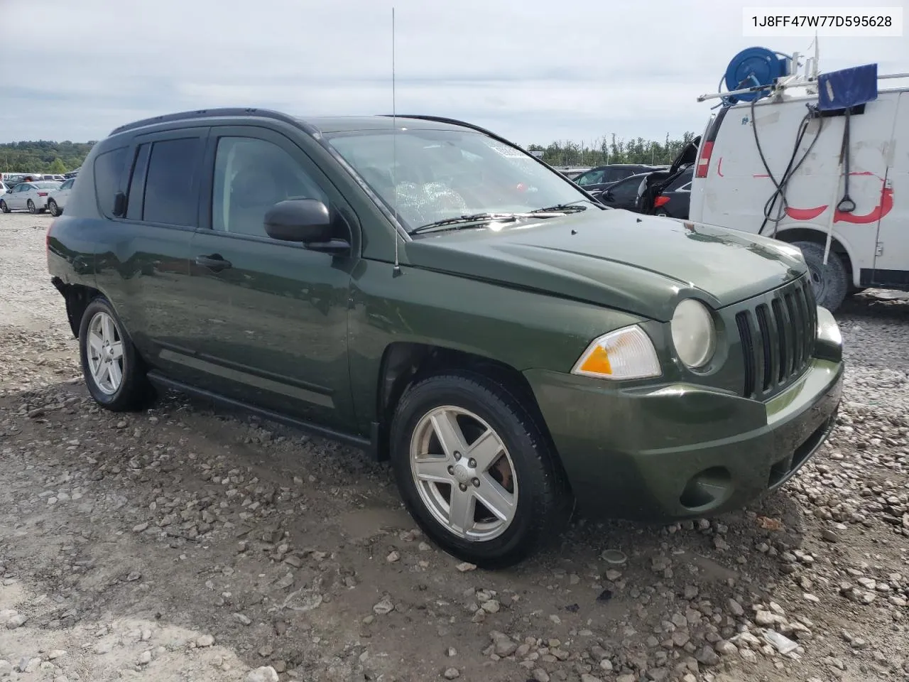 1J8FF47W77D595628 2007 Jeep Compass