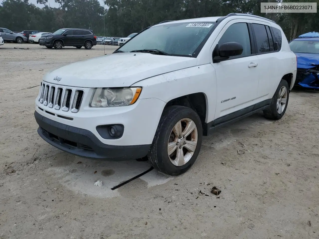 1J4NF1FB6BD223071 2011 Jeep Compass Sport