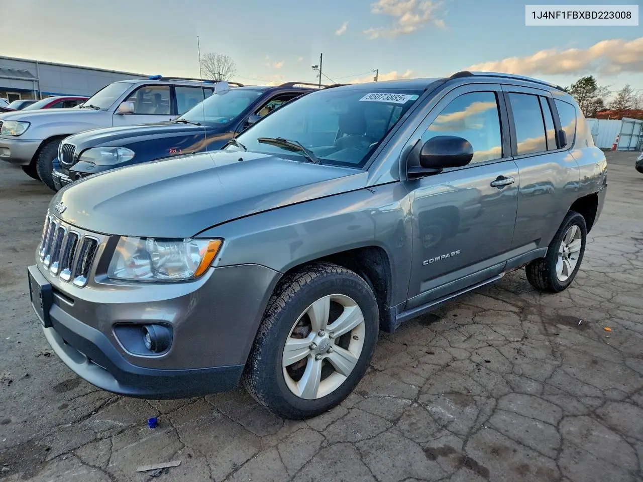 1J4NF1FBXBD223008 2011 Jeep Compass Sport