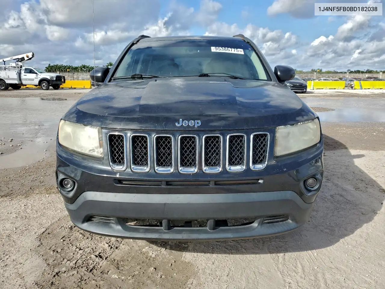 1J4NF5FB0BD182038 2011 Jeep Compass Limited