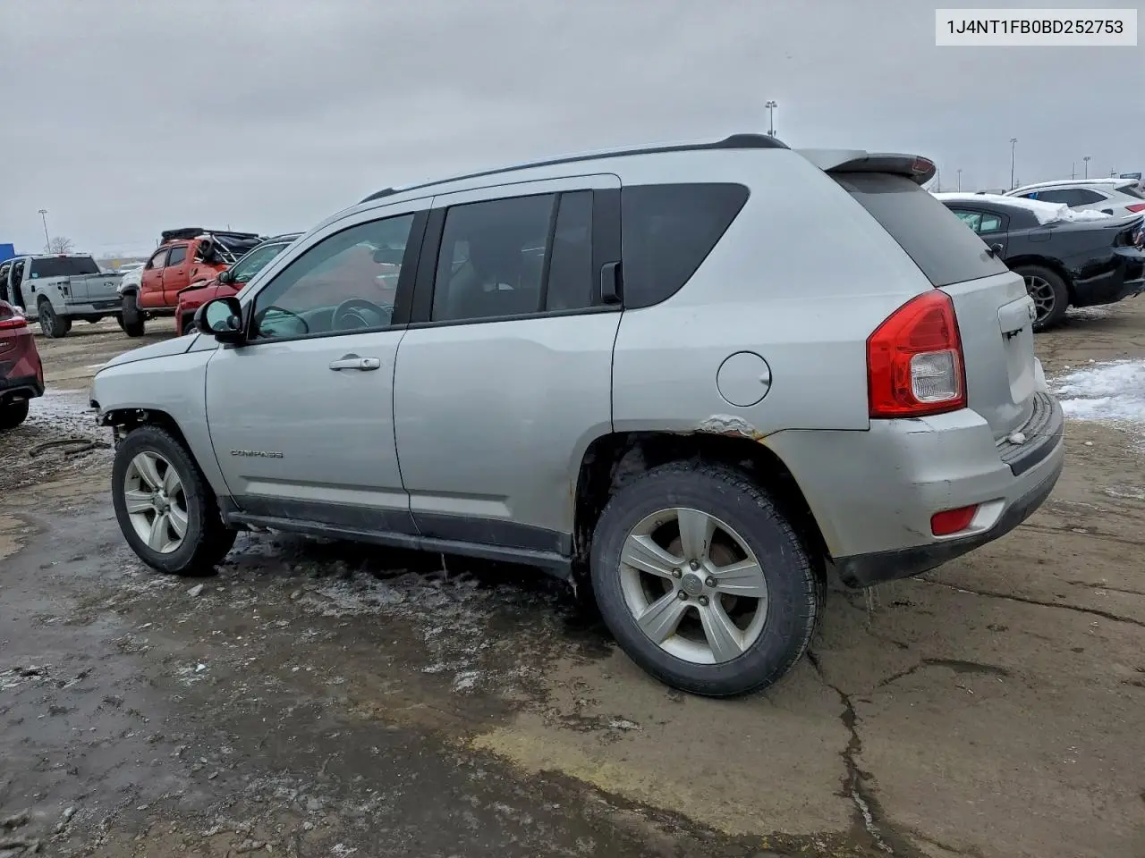 1J4NT1FB0BD252753 2011 Jeep Compass Sport