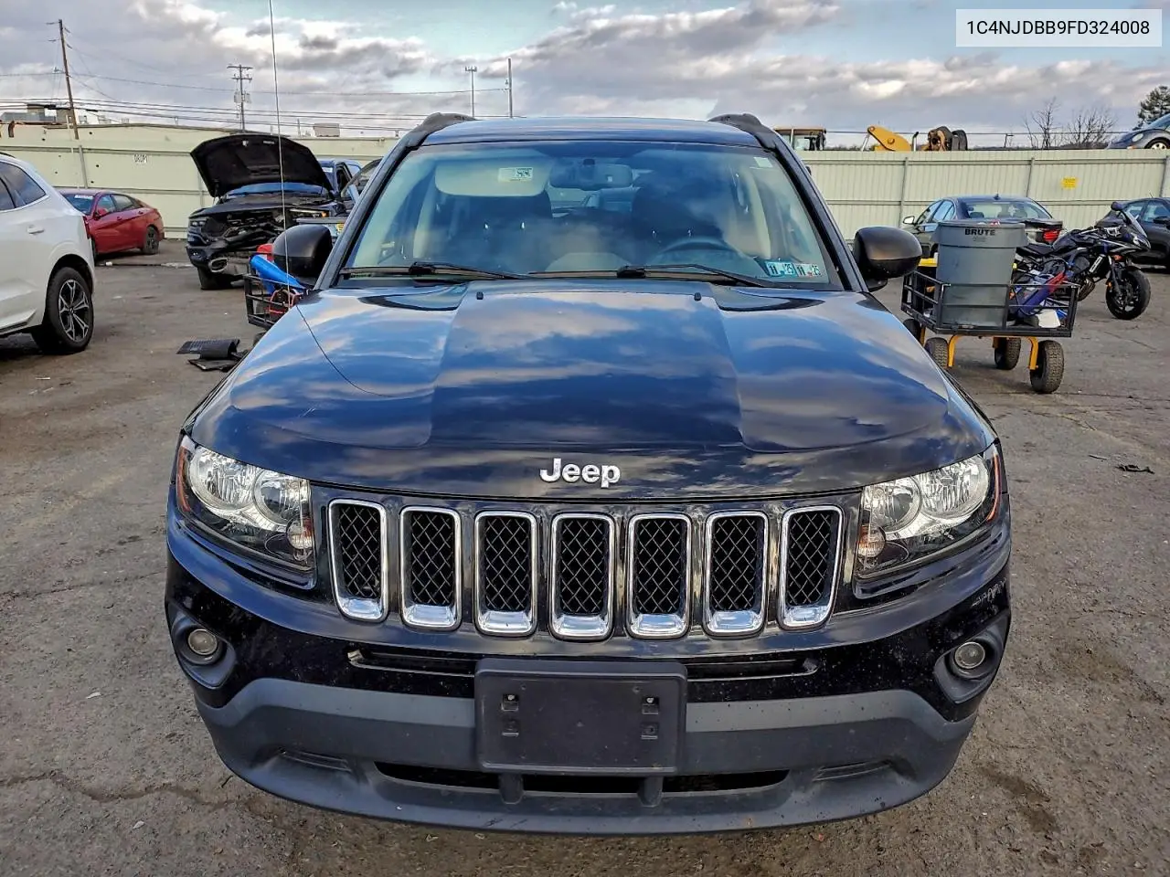 1C4NJDBB9FD324008 2015 Jeep Compass Sport