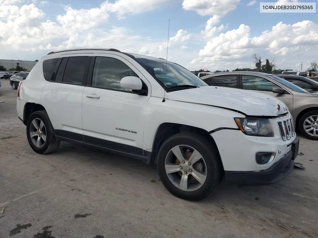 1C4NJDEB2GD795365 2016 Jeep Compass Latitude